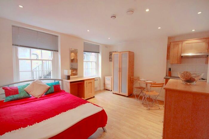 Studio To Rent In Gloucester Place, Marylebone, NW1