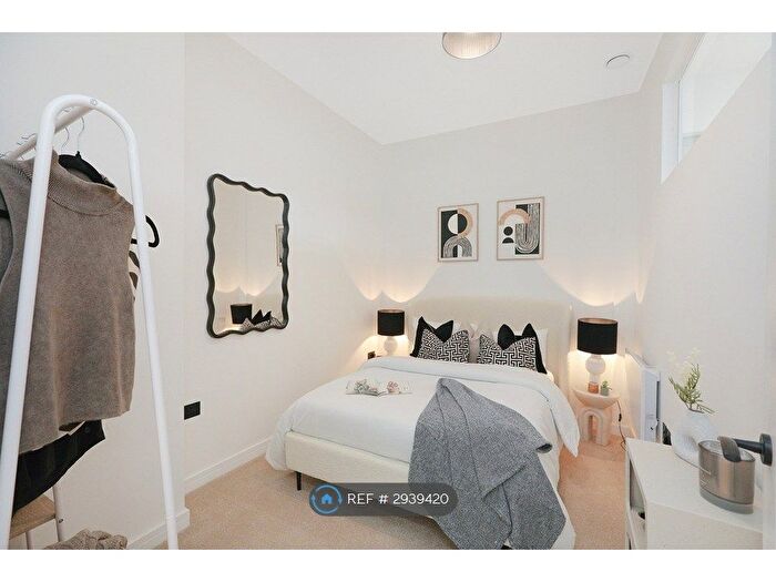 1 Bedroom Flat To Rent In Montpellier Drive, Cheltenham, GL50