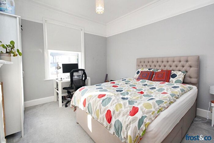 2 Bedroom Flat To Rent In Balmoral Road, Lower Parkstone, BH14