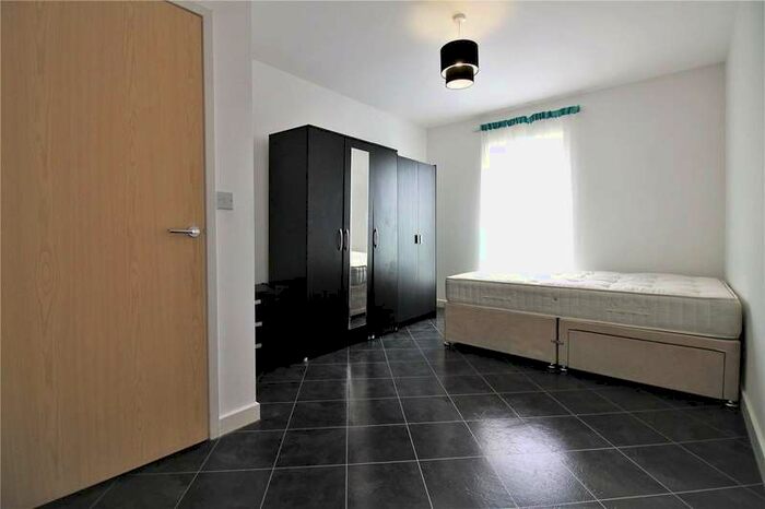 1 Bedroom Flat To Rent In Grantham House, Taywood Road, Northolt UB5