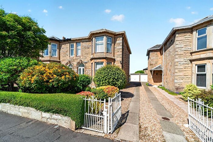 3 Bedroom Semi-Detached House For Sale In Kirkburn Avenue, Cambuslang, Glasgow, G72