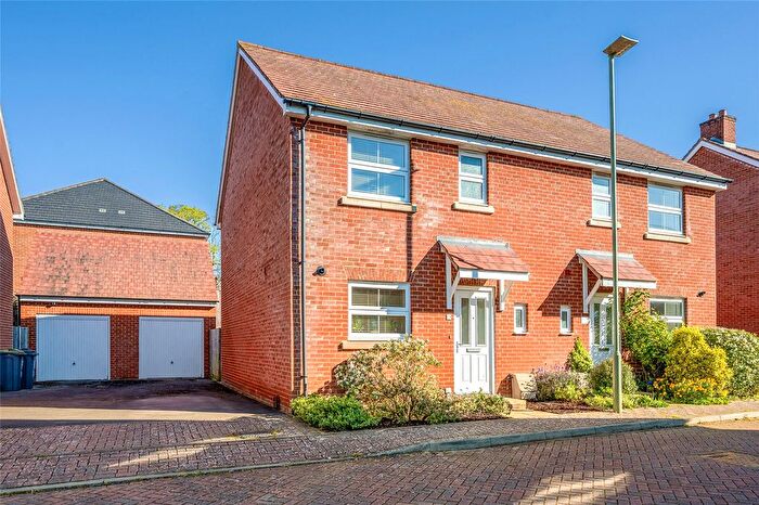 3 Bedroom Semi-Detached House For Sale In Bullfinch Close, Brushwood Grove, Emsworth, Hampshire, PO10