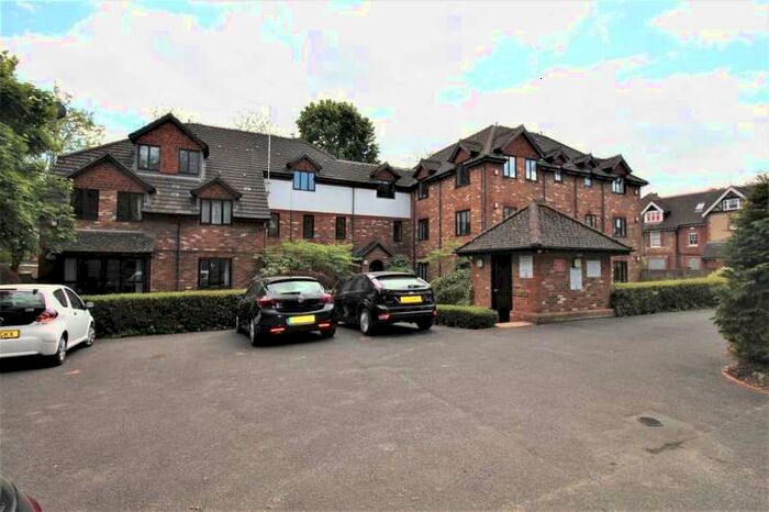 1 Bedroom Apartment To Rent In Woking, GU22