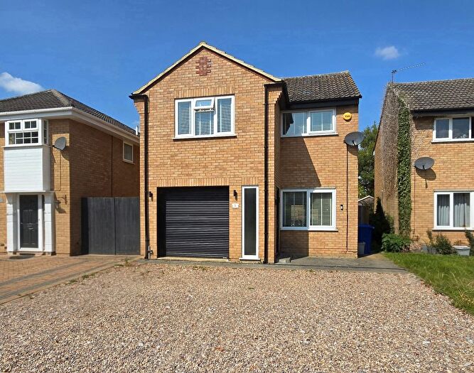 4 Bedroom Detached House For Sale In Rose Close, Hartwell, NN7