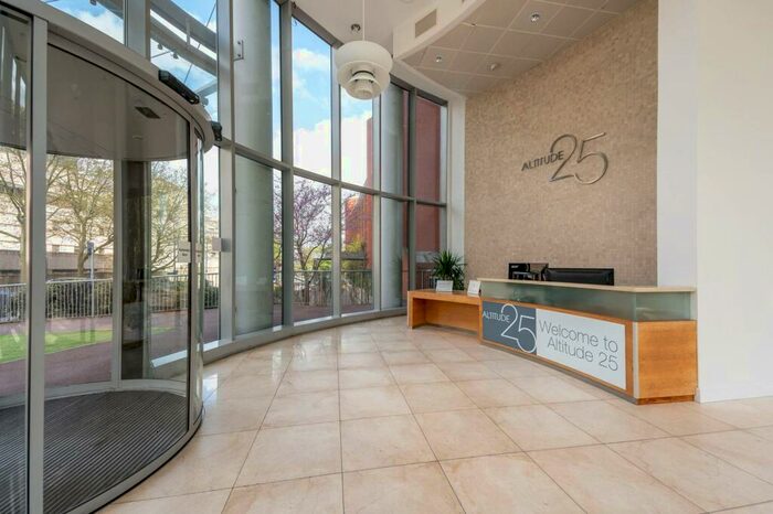 Studio To Rent In Altyre Road, Central Croydon, Croydon, CR0