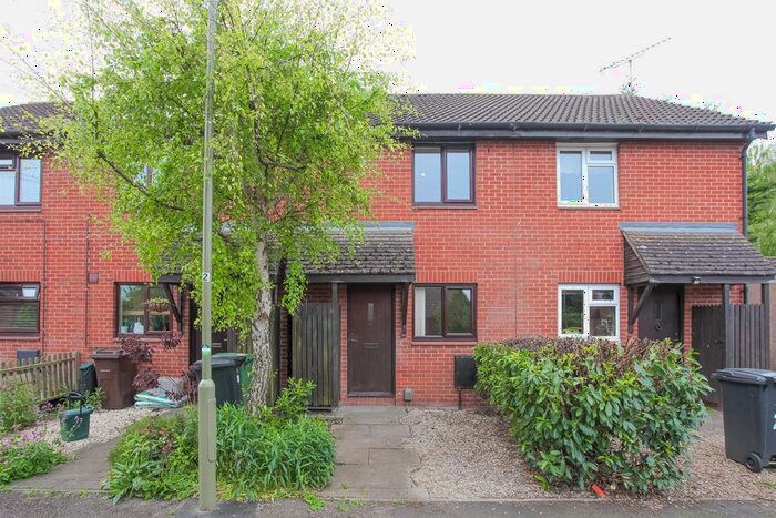 2 Bedroom Terraced House To Rent In Lincoln Gardens, Didcot, OX11