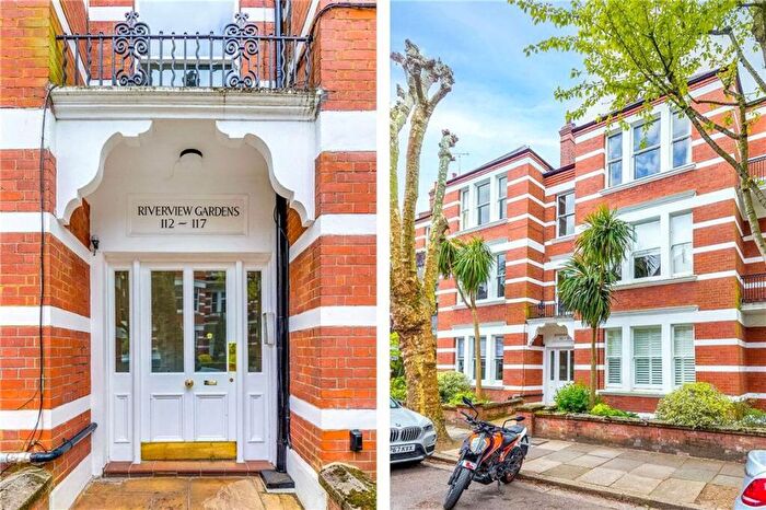 3 Bedroom Flat To Rent In Riverview Gardens, London, SW13
