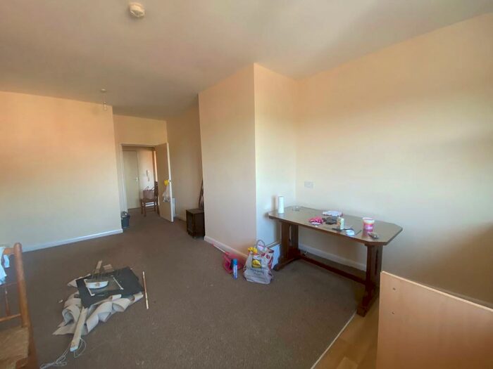 1 Bedroom Apartment To Rent In Nottingham Road, Ripley, DE5