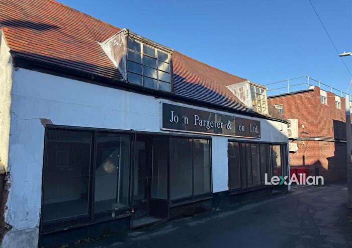 Detached House For Sale In Court Street, Stourbridge, DY8