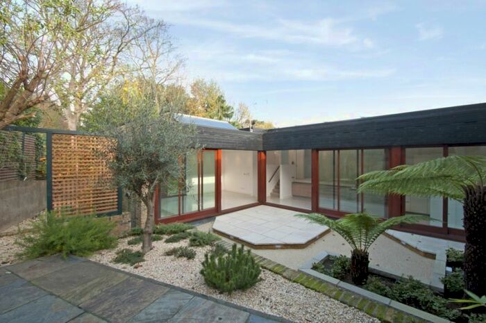 4 Bedroom Property To Rent In Somerset Gardens, Highgate, N6