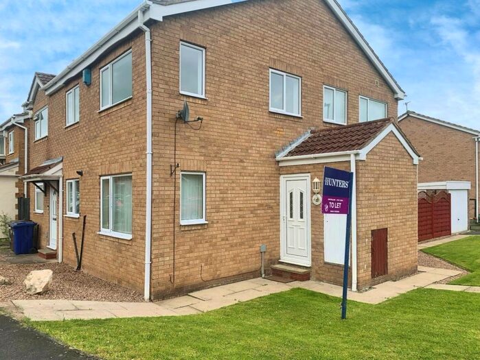 2 Bedroom Semi-Detached House To Rent In Heather Close, Selby, YO8