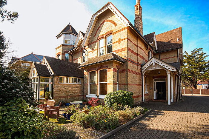 2 Bedroom Flat To Rent In Manor Road, Bournemouth, BH1