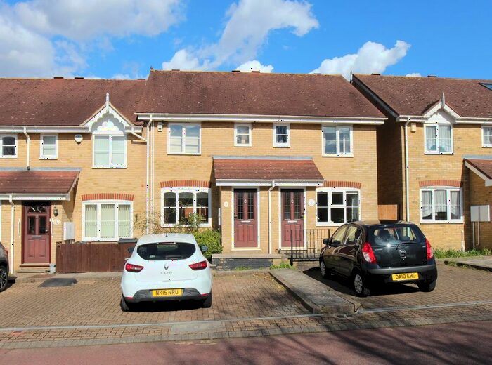 2 Bedroom Terraced House To Rent In Nursery Gardens, Chislehurst, Kent, BR7