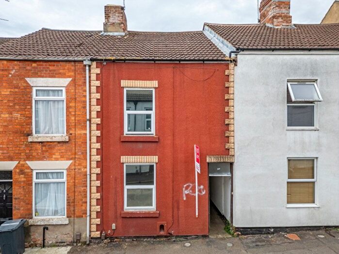 3 Bedroom Terraced House For Sale In George Street, Grantham, NG31
