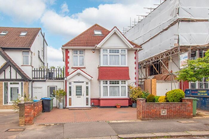 4 Bedroom Detached House For Sale In Stapleford Road, Wembley, HA0