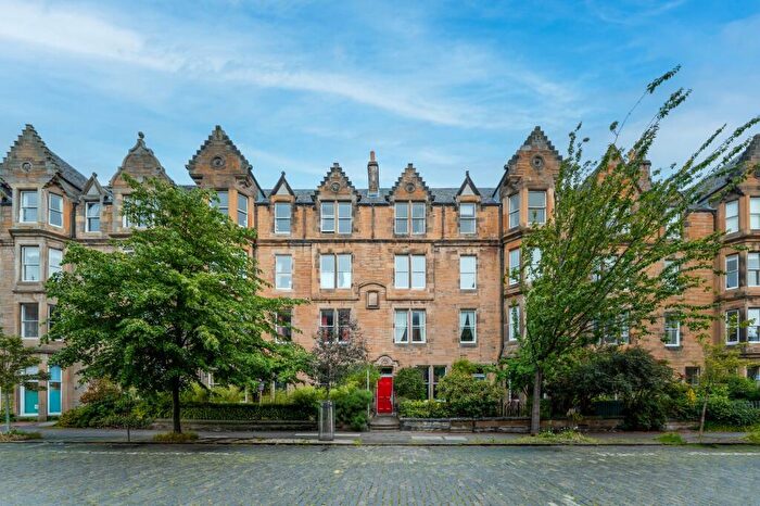 2 Bedroom Flat For Sale In Warrender Park Road, Edinburgh, EH9