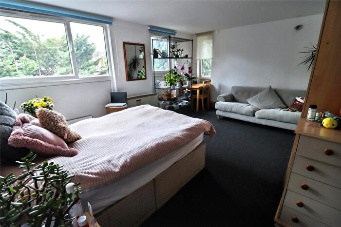 2 Bedroom Apartment For Sale In Bakersfield, Tufnell Park, N7