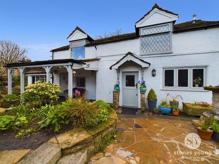 3 Bedroom Detached House For Sale In Cliffe Park, Great Harwood, Blackburn, BB6