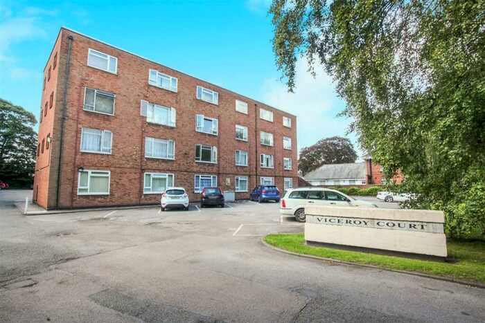 Studio To Rent In High Street South, Dunstable, LU6