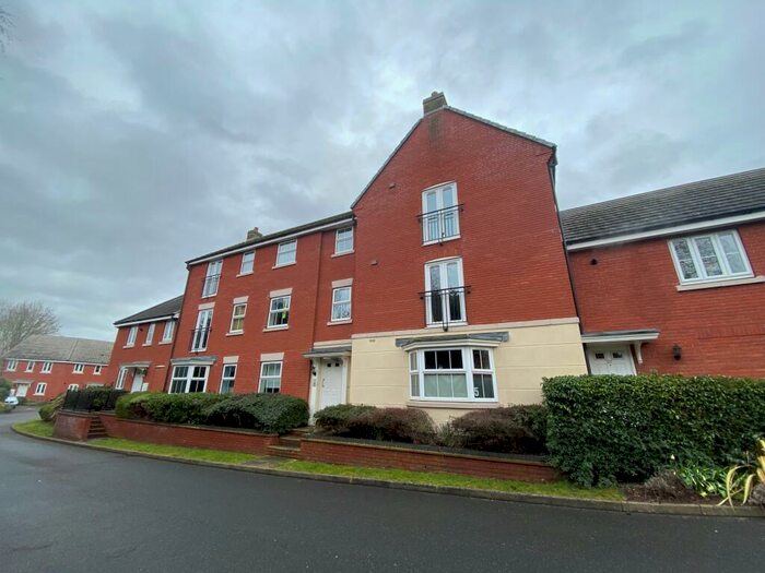 2 Bedroom Flat To Rent In Old Station Road, Syston, LE7