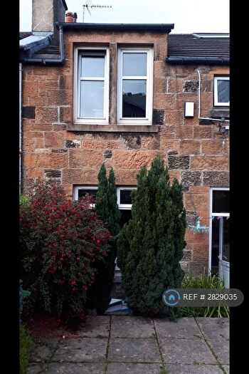 3 Bedroom Terraced House To Rent In Parkhill Road, Glasgow, G43