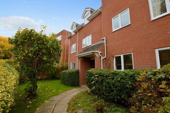 2 Bedroom Flat To Rent In Ayleswade Road, Harnham, SP2