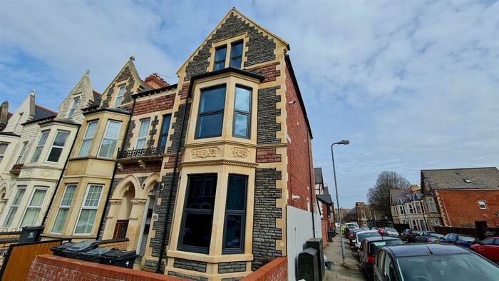 2 Bedroom Flat To Rent In Claude Road, Roath, Cardiff, CF24
