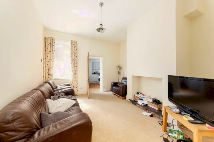 2 Bedroom Property To Rent In Farquhar Street, NE2