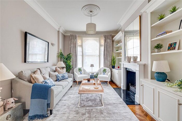 4 Bedroom Terraced House For Sale In Acfold Road, London, SW6