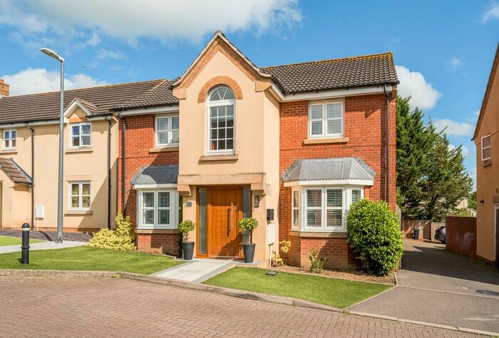 4 Bedroom Detached House For Sale In Wakeford Way, Warmley, Bristol, BS30