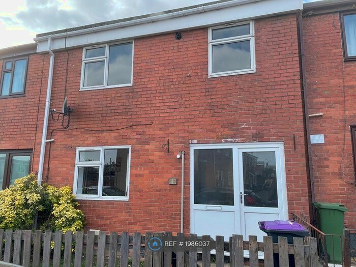 3 Bedroom Terraced House To Rent In Wayfield Crescent, Cwmbran, NP44