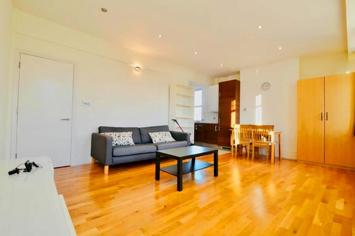 1 Bedroom Flat To Rent In Arthur Road, London, SW19