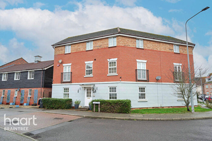 5 Bedroom Semi Detached House For Sale In Clay Pits, Braintree, CM7