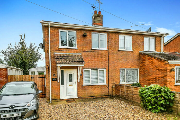 3 Bedroom Semi-Detached House For Sale In Chalk Lane, Sutton Bridge, Spalding, PE12