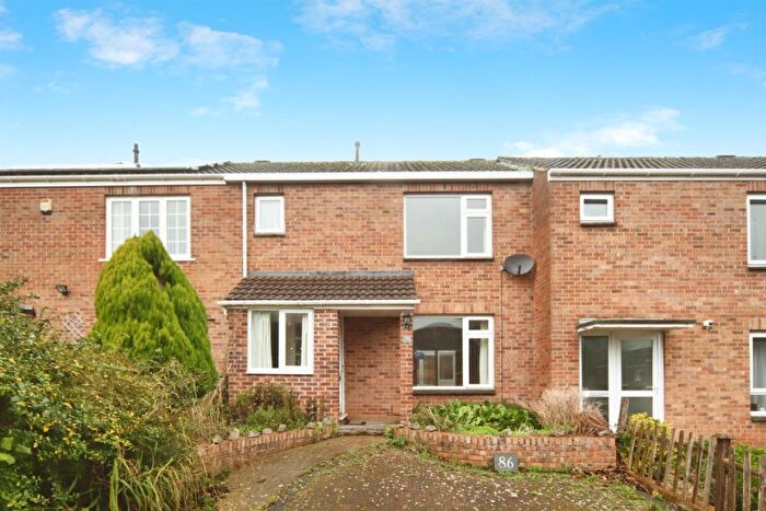 3 Bedroom Terraced House For Sale In Rowan Drive, Taunton, TA1