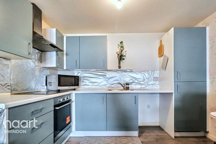 2 Bedroom Apartment To Rent In Smiths Lane, Swindon, SN3