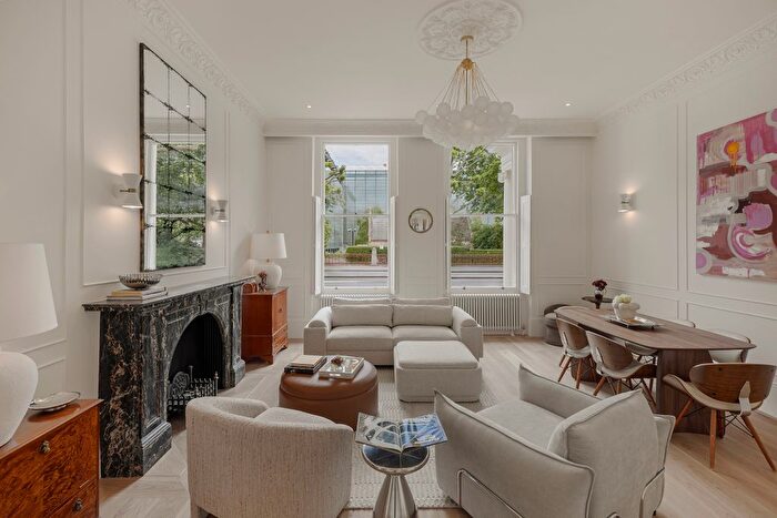 1 Bedroom Flat For Sale In Queen's Gate, South Kensington, London, United Kingdom, SW7