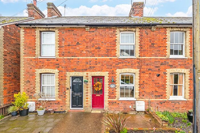 2 Bedroom Terraced House For Sale In Wratten Road West, Hitchin, SG5