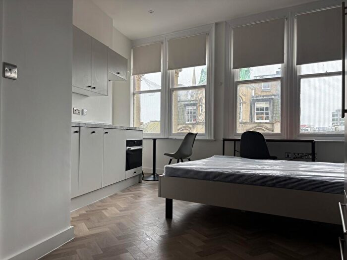 1 Bedroom Flat To Rent In Corn Street, Bristol, BS1