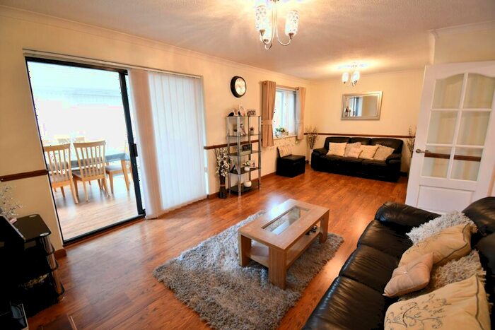 4 Bedroom Detached House For Sale In The Silver Birches, Kempston, Bedford, MK42