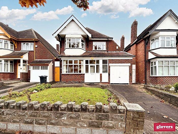 3 Bedroom Detached House For Sale In Portman Road, Kings Heath, Birmingham, B13