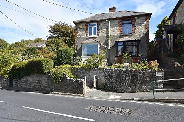 3 Bedroom Semi-Detached House To Rent In St John’S Road, Wroxall, PO38