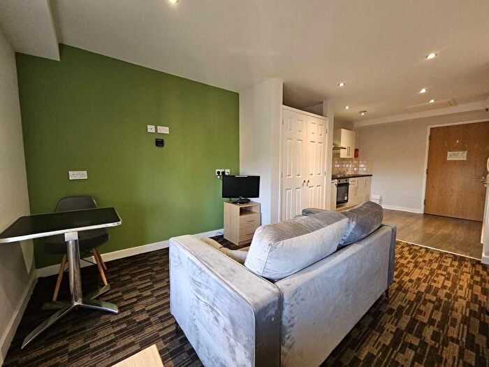 Studio To Rent In Flat, Gladstone Buildings, St James Row, S1