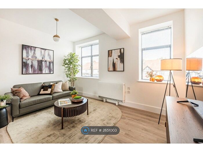 1 Bedroom Flat To Rent In Gemini House, Hove, BN3