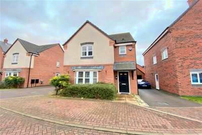 3 Bedroom Detached House To Rent In Arlington Close, Leicester, LE4