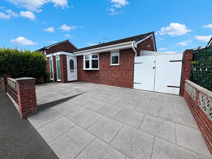 2 Bedroom Semi-Detached Bungalow For Sale In Denise Road, Liverpool, L10