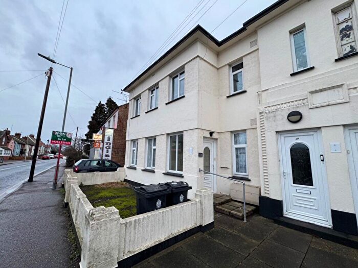 3 Bedroom Flat To Rent In Old Road, Clacton-on-Sea, CO15