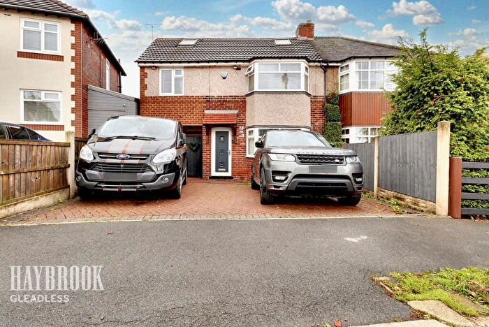 4 Bedroom Semi-Detached House For Sale In Wingfield Crescent, Sheffield, S12