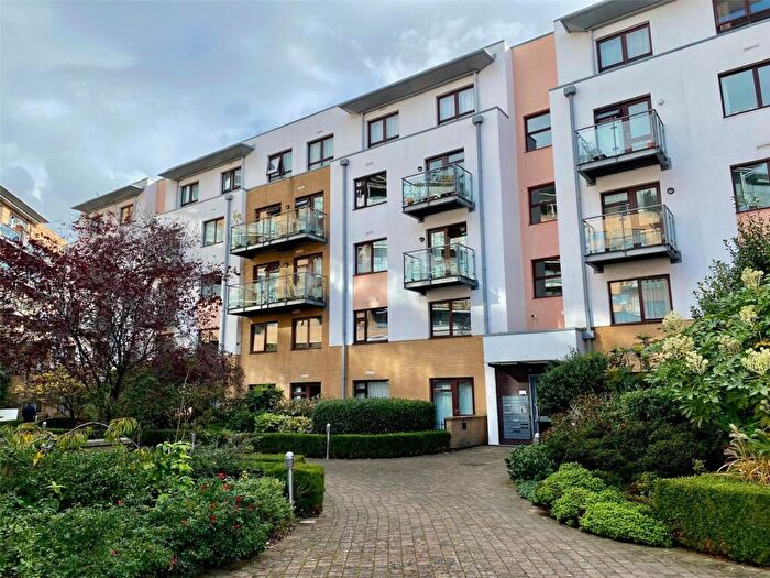 1 Bedroom Apartment For Sale In St David Mews, Lower College St, Bristol, BS1