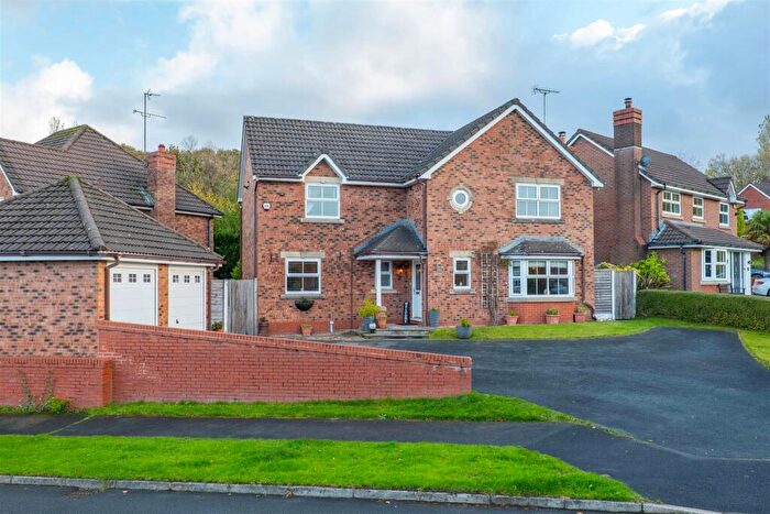 4 Bedroom Detached House For Sale In Kittiwake Road, Heapey, Chorley, PR6